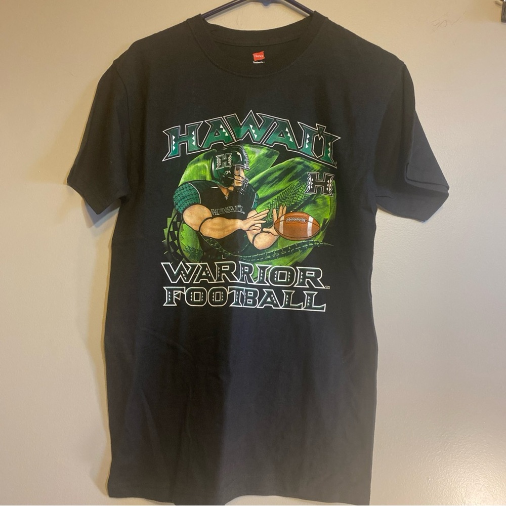 University Of Hawaii Warrior Football‎ Short Sleeve Tshirt Men’s Sz S  NCAA